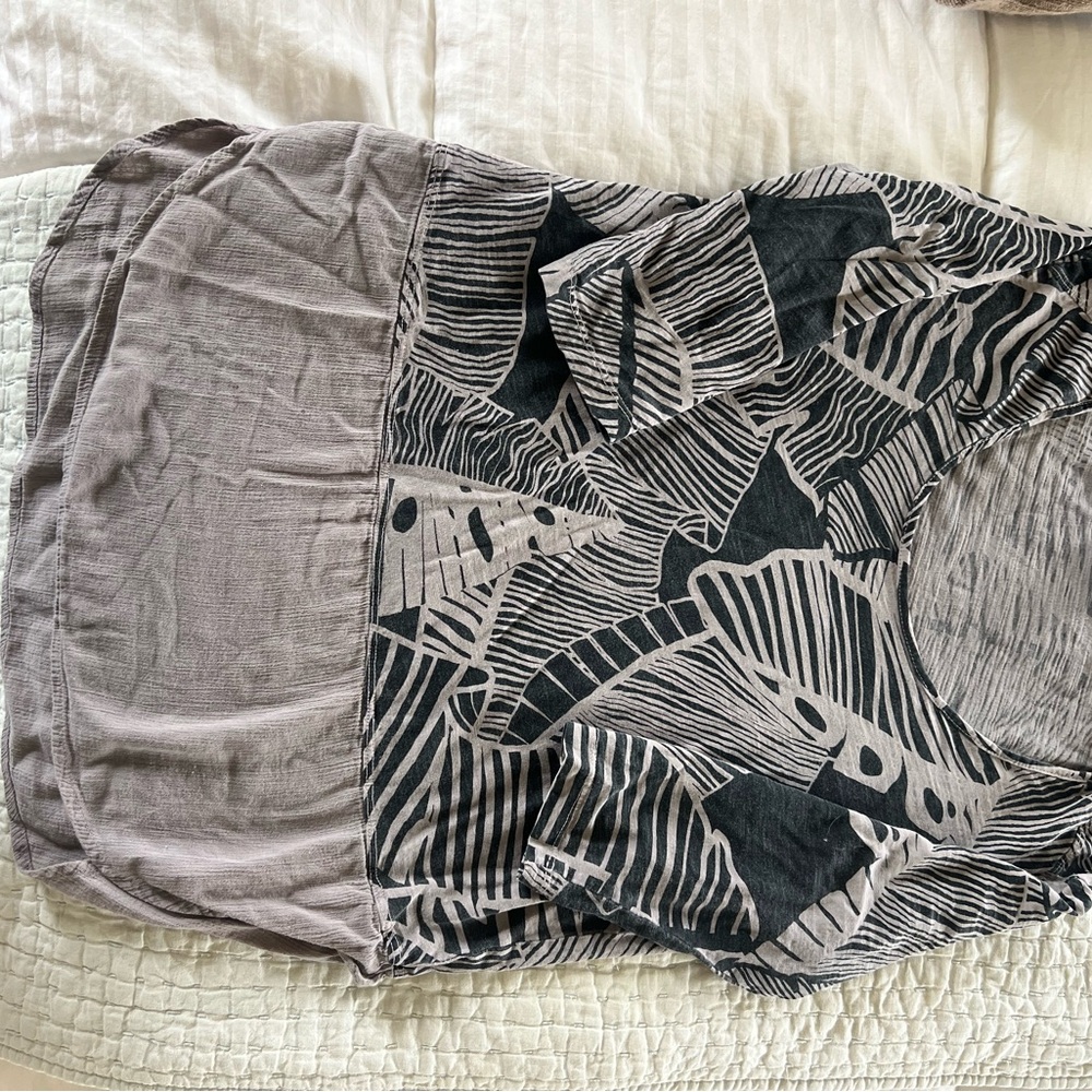 Black and Gray Patterned Top